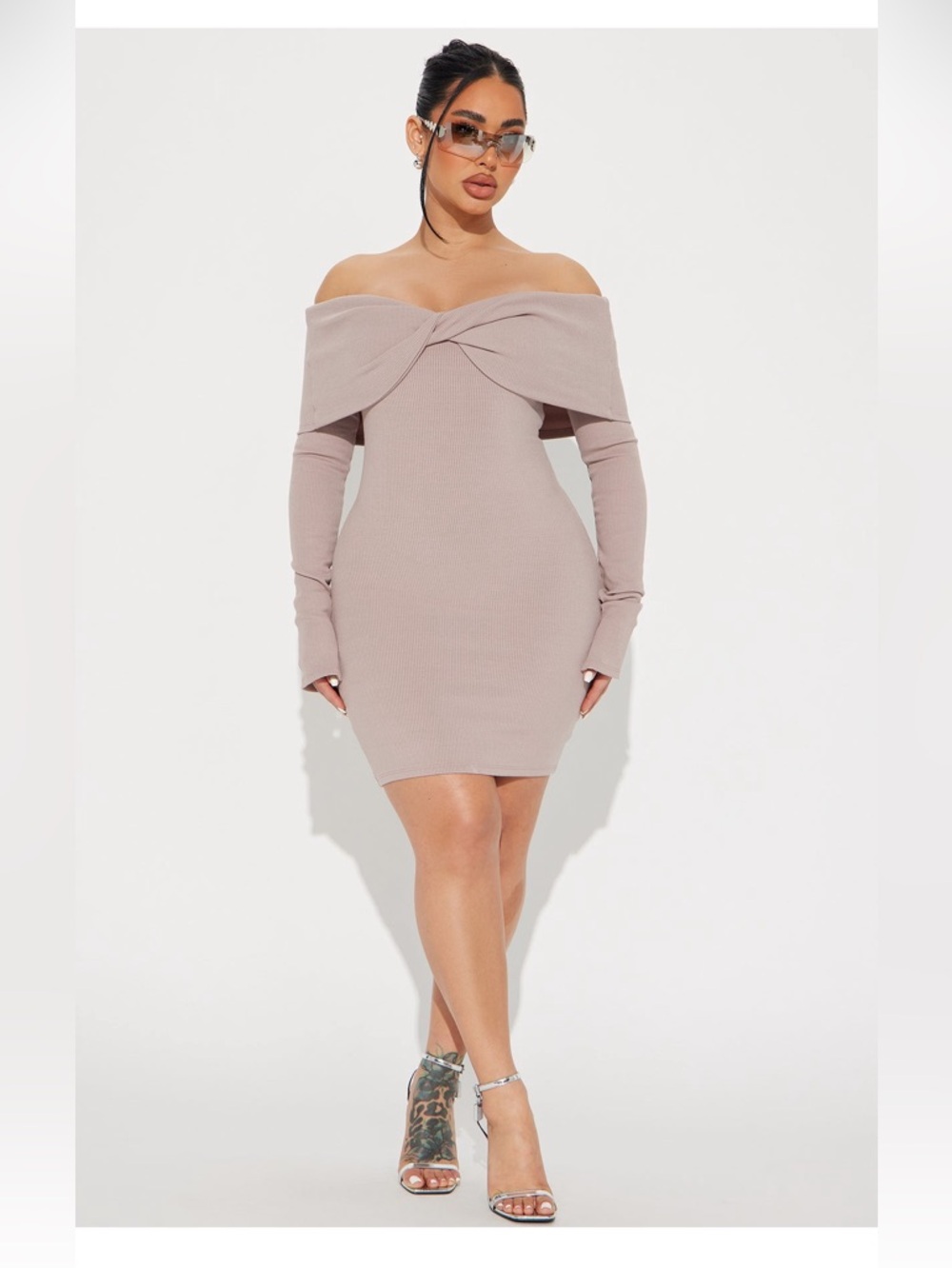 Off-Shoulder Twist Front Bodycon Dress in Mauve - Size XL